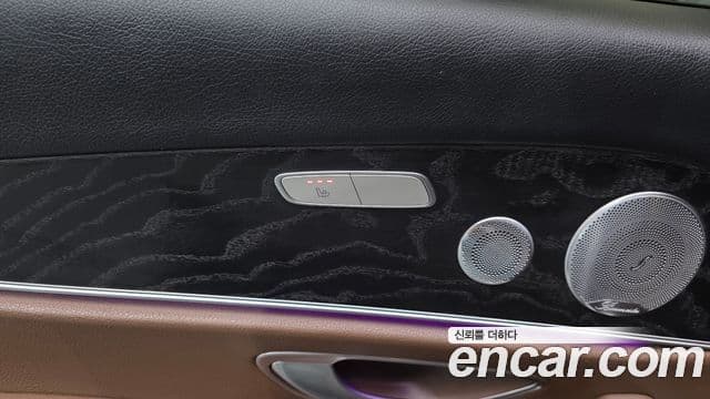 Mercedes-Benz E-Class 2019 — ფოტო 2/32