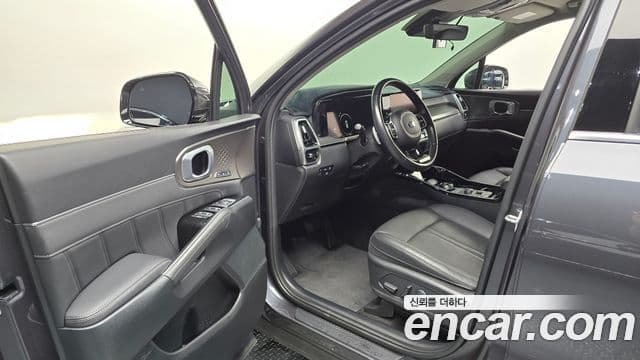 Kia Sorento 2021 — Фото 10/20