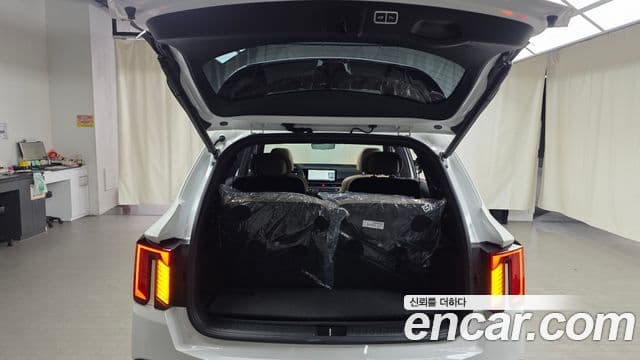 Kia Sorento 2024 — Şəkil 17/39
