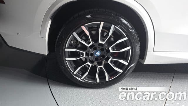 BMW X5 2023 — Photo 14/32