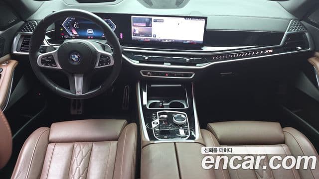 BMW X5 2023 — Photo 27/32