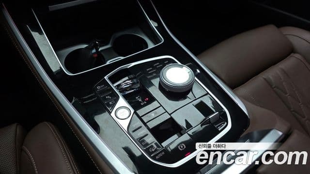 BMW X5 2023 — Photo 7/32