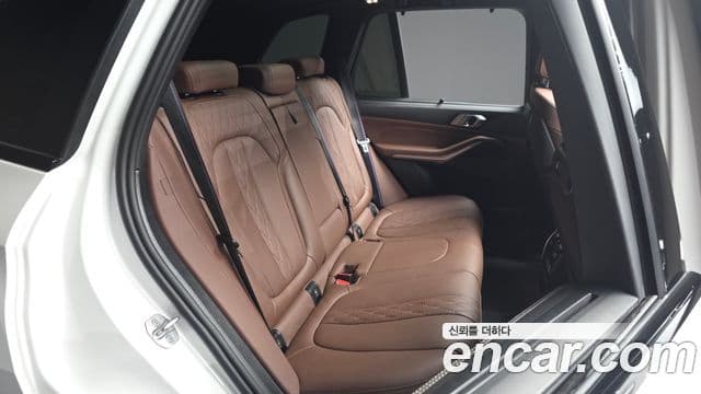 BMW X5 2023 — Photo 4/32