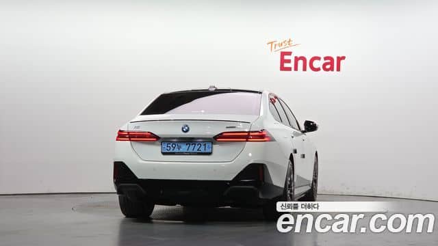 BMW i5, 2024