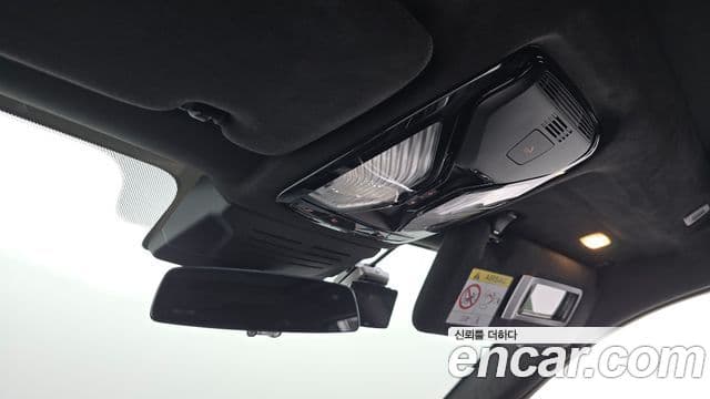 BMW X7 2024 — Photo 9/34