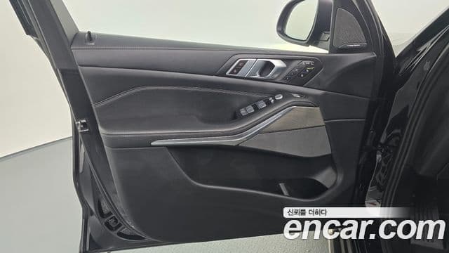 BMW X7 2024 — Photo 3/34