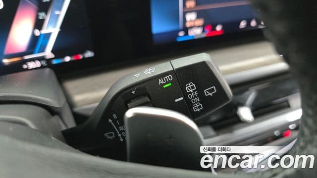 BMW X7 2024 — Photo 27/34