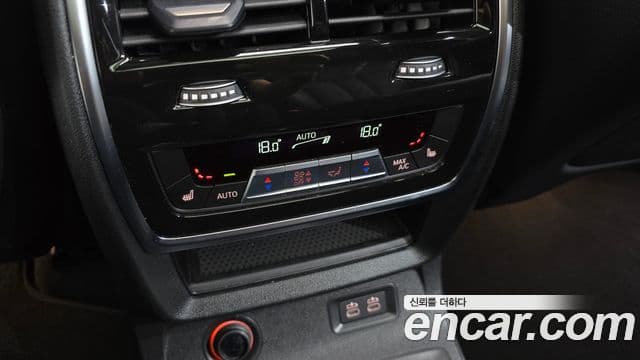 BMW X7 2024 — Photo 4/34