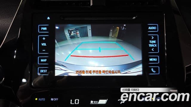 Toyota Prius 2018 — Şəkil 3/30
