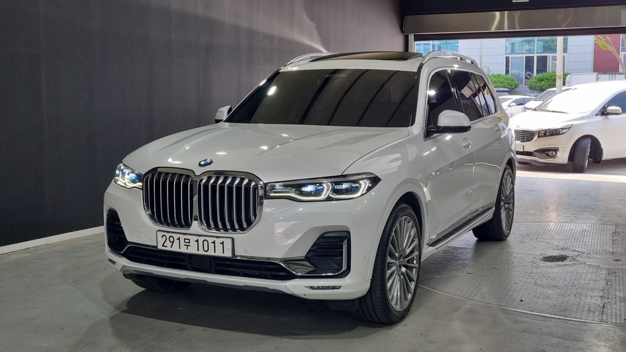 BMW X7, 2021