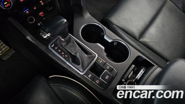 Kia Sportage The Bold 2020 — Şəkil 15/35