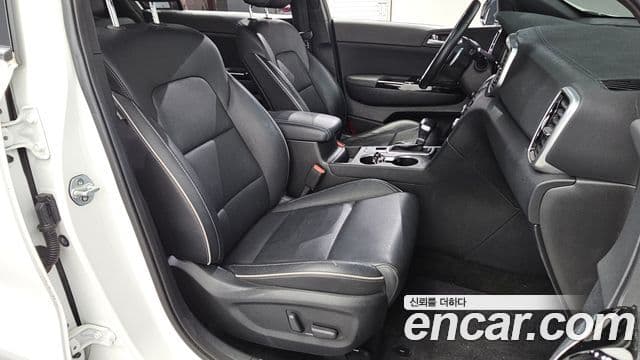 Kia Sportage The Bold 2020 — Şəkil 27/35