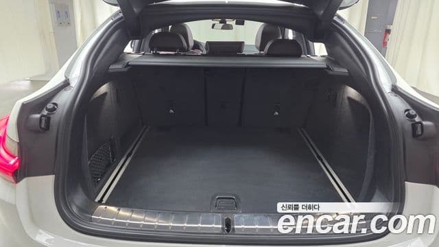 BMW X4 2024 — Photo 28/34
