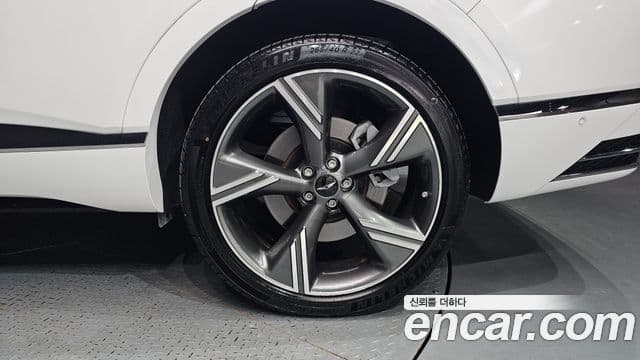 Genesis GV80 2024 — ფოტო 20/32