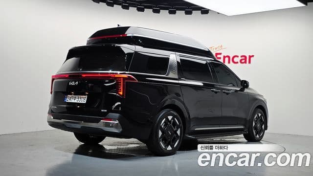 Kia Carnival 2024 — Фото 1/20
