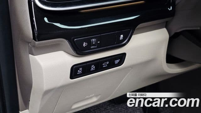 Kia Carnival 2024 — Photo 15/47