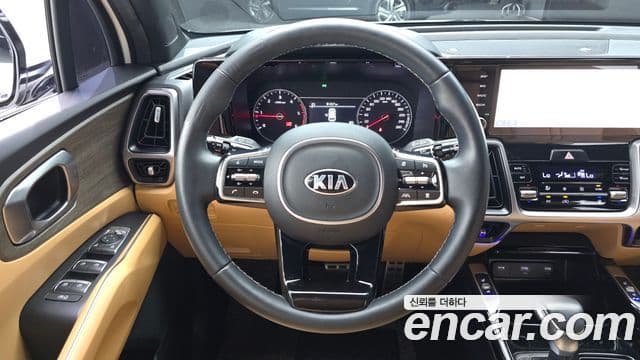 Kia Sorento 2021 — Фото 15/20