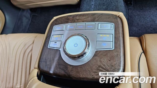 Genesis G80 2023 — Şəkil 8/31