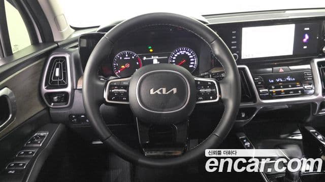 Kia Sorento 2022 — Фото 12/20