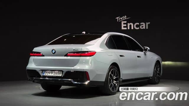 BMW 7 Series, 2023