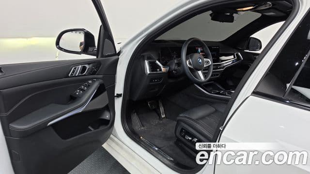 BMW X5 2025 — Photo 31/38