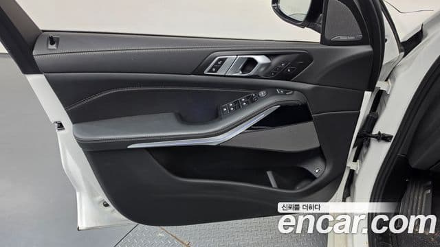 BMW X5 2025 — Photo 30/38