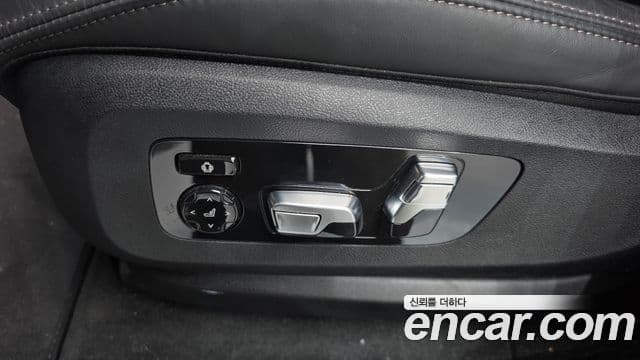 BMW X5 2025 — Photo 10/38