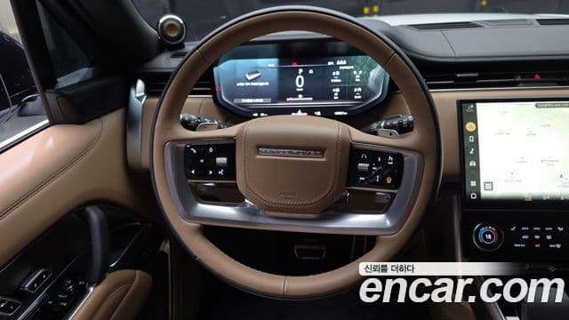 Land Rover Range Rover 2022 — Фото 13/20