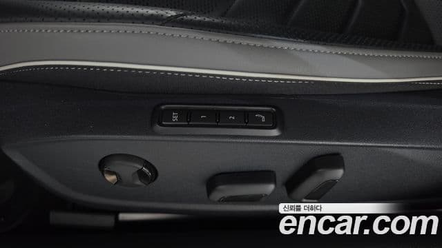 Volkswagen Arteon 2023 — Photo 10/36