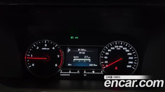 Kia Sorento 2023 — Фото 8/20