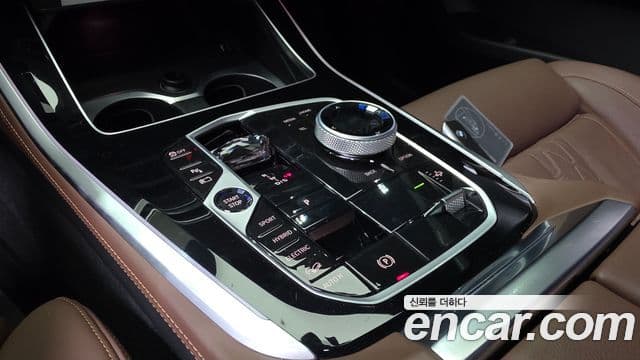 BMW X5 2024 — Photo 28/33
