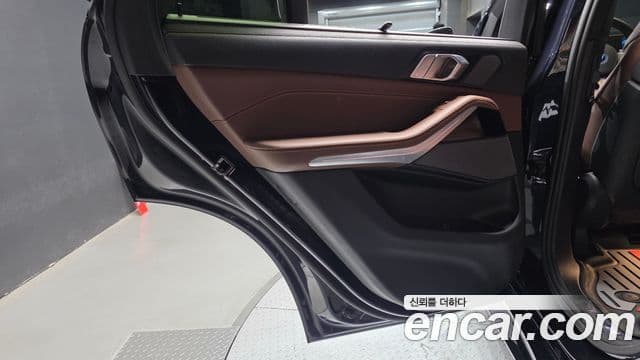 BMW X5 2024 — Photo 20/33