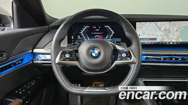BMW 7 Series 2023 — Photo 19/40