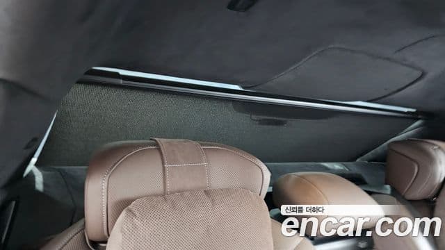 BMW 7 Series 2023 — Photo 18/40