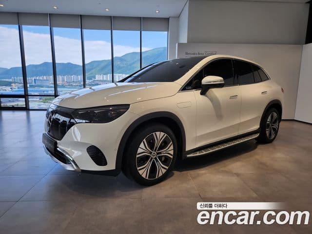 Mercedes-Benz EQE SUV 2024 — ფოტო 2/20