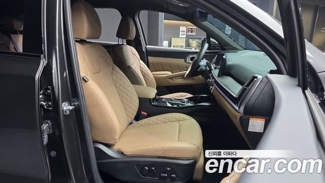 Kia Sorento 2023 — Фото 11/20