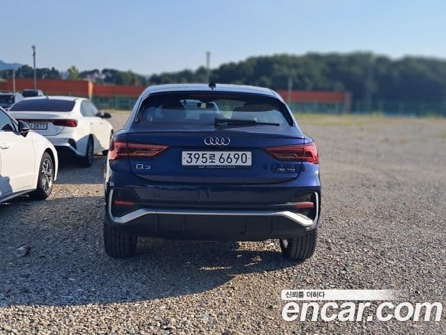 Audi Q3 2024 — ფოტო 9/20