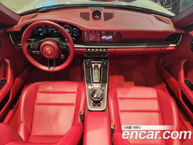 Porsche 911 2024 — Photo 2/16