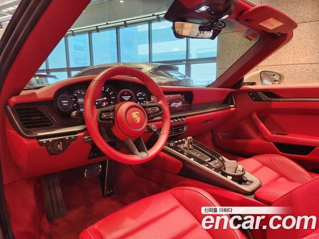 Porsche 911 2024 — Photo 9/16