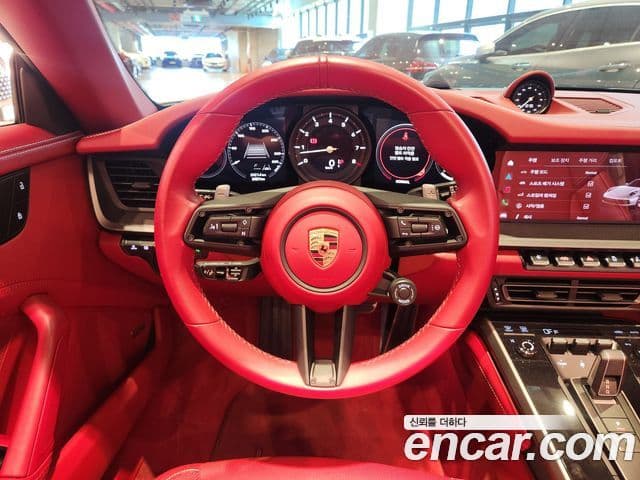 Porsche 911 2024 — Photo 6/16