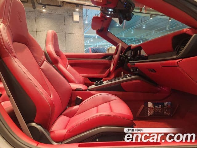 Porsche 911 2024 — Photo 10/16