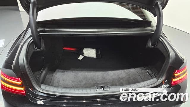 Genesis G80 2024 — Şəkil 16/30