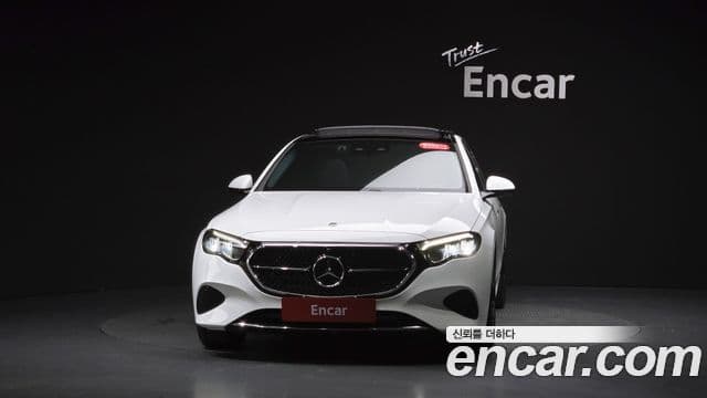 Mercedes-Benz E-Class 2025 — Şəkil 19/31