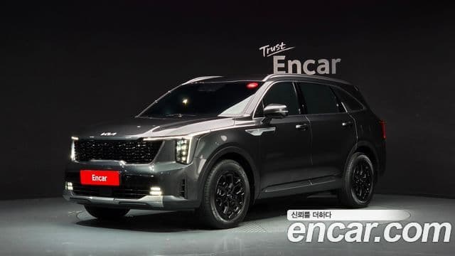 Kia Sorento 2023 — Фото 1/20