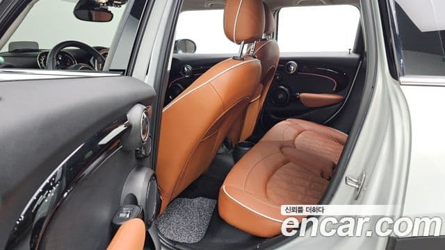 Mini Cooper S 2022 — Photo 2/36