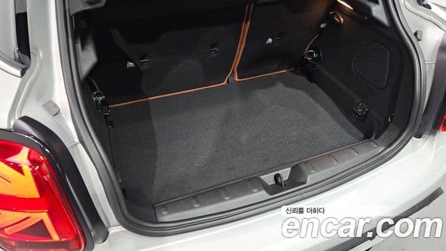 Mini Cooper S 2022 — Photo 3/36
