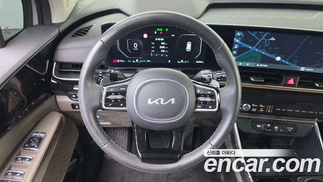 Kia Carnival 2024 — Фото 12/20