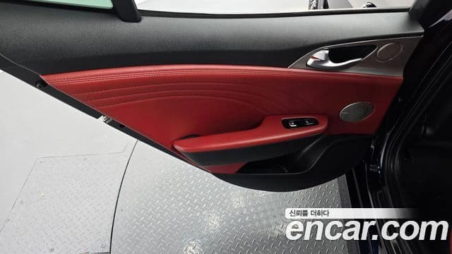 Kia Stinger Meister 2020 — ფოტო 28/30