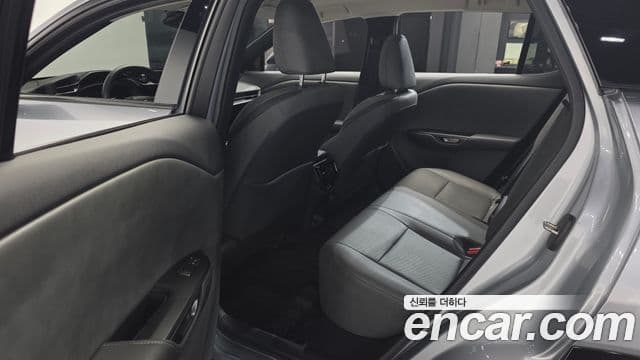 Lexus RZ450e 2023 — ფოტო 4/30