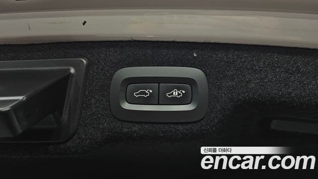 Volvo S90 2019 — Şəkil 24/32
